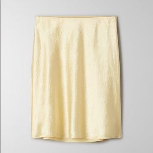NWT Babaton MINI SLIP SKIRT, Softest yellow, Size6
